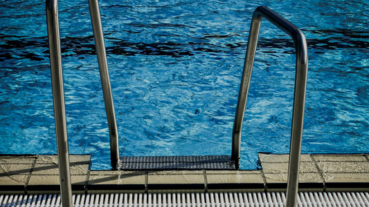 The Finwhale Robot Dispenser: A Leap Forward in Pool Automation